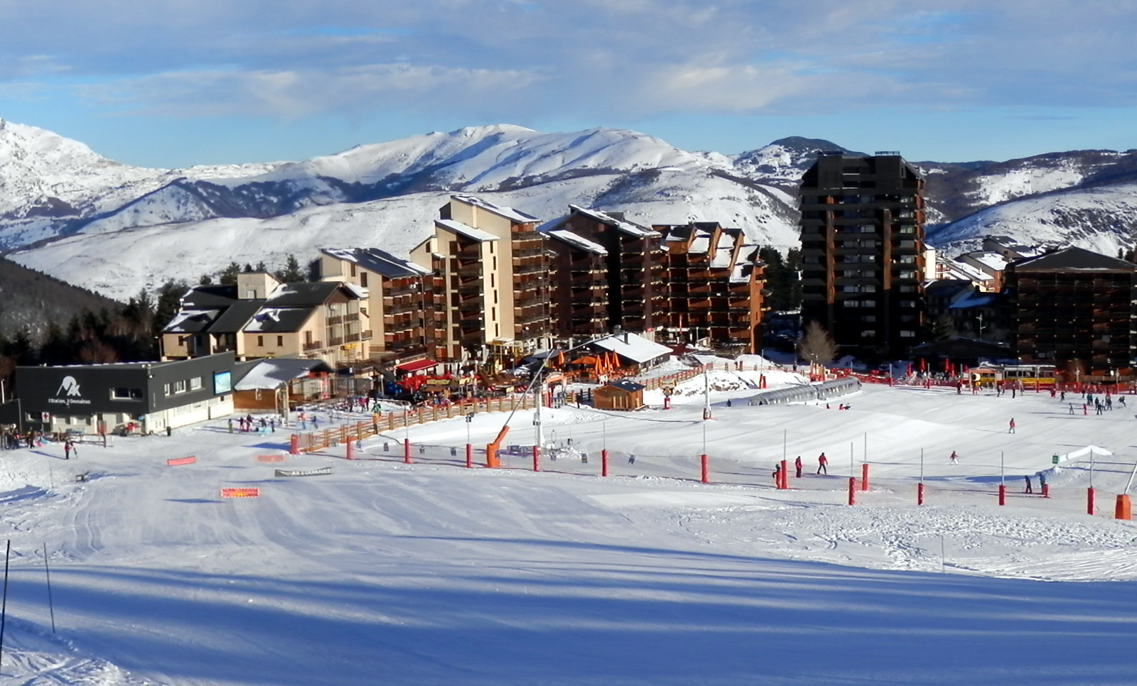 pano-pied-de-piste-ax-3-domaines